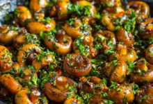 Sautéed Garlic Mushrooms with Sriracha and Parsley: A Flavorful Delight