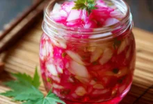 Red and White Pickled Ginger from Sushi Modoki: A Culinary Delight