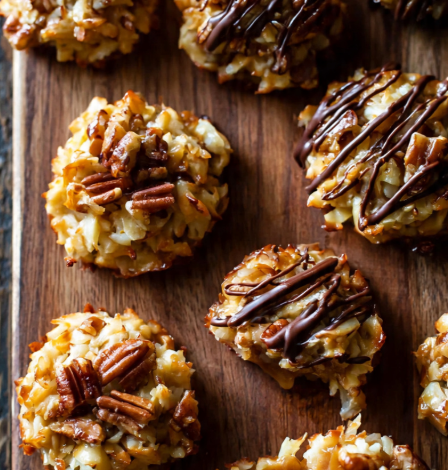 No-Bake Coconut Pecan Praline Cookies